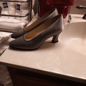 Nine West Pumps
